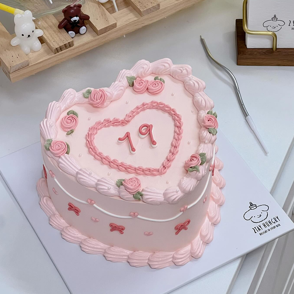 5″ Pink Rose Heart Anniversary Cake